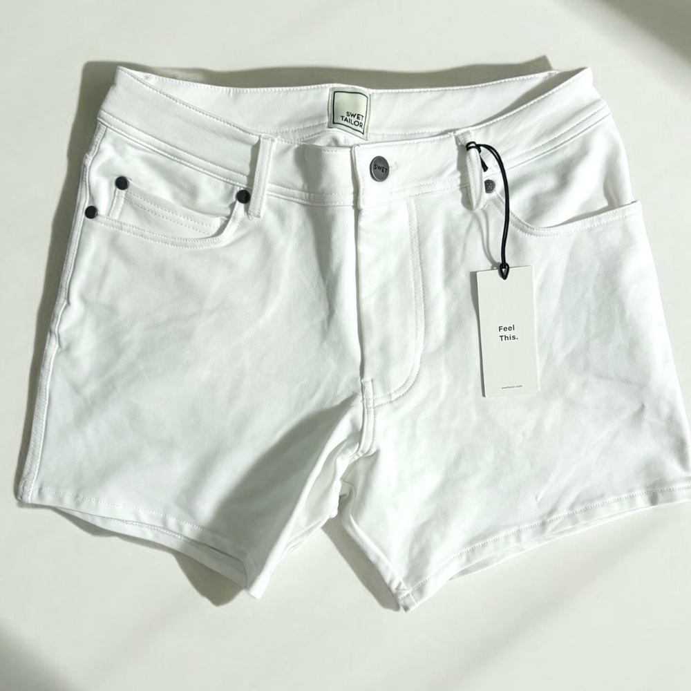 NWT Swet Tailor Men’s All-In 5” Shorts, White, Size 28